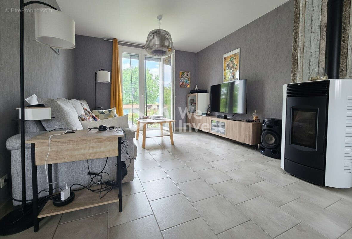 Maison à REBAIS