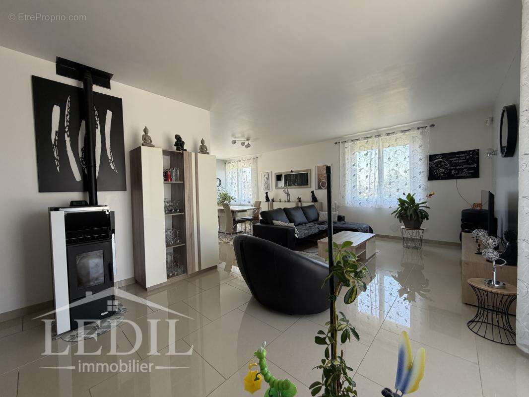 Maison rénovée avec vue exceptionnelle - photo 5