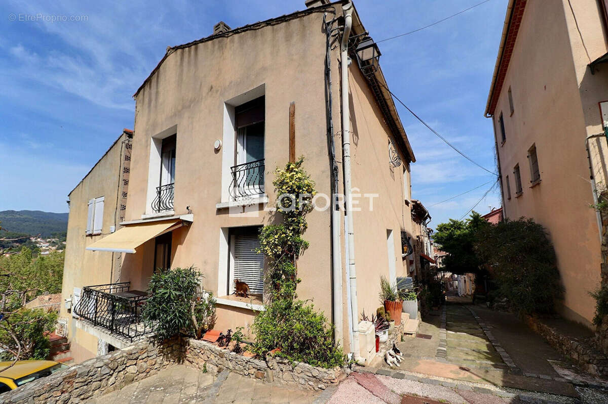 Maison de ville Cuers 4 pièce(s) - photo 4