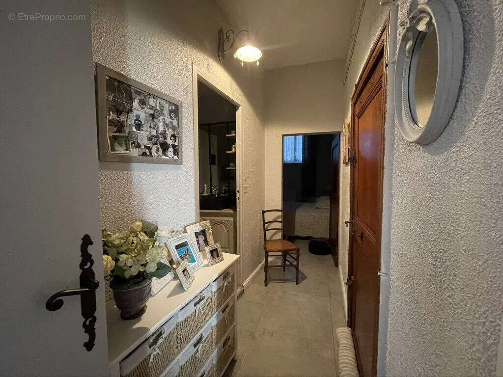 Appartement 93 m² à Saint-Ambroix  - photo 7