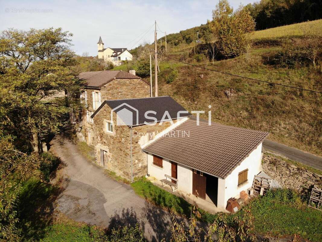 Photo 2 - Maison à LA BASTIDE-SOLAGES