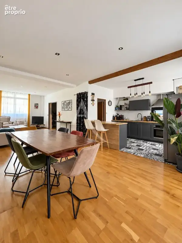 Maison de ville 138 m² / 4 chambres / Terrasse / Saint-Lambert - photo 6