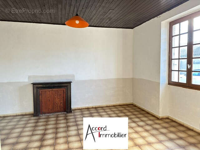 Maison à MARTIGNE-FERCHAUD