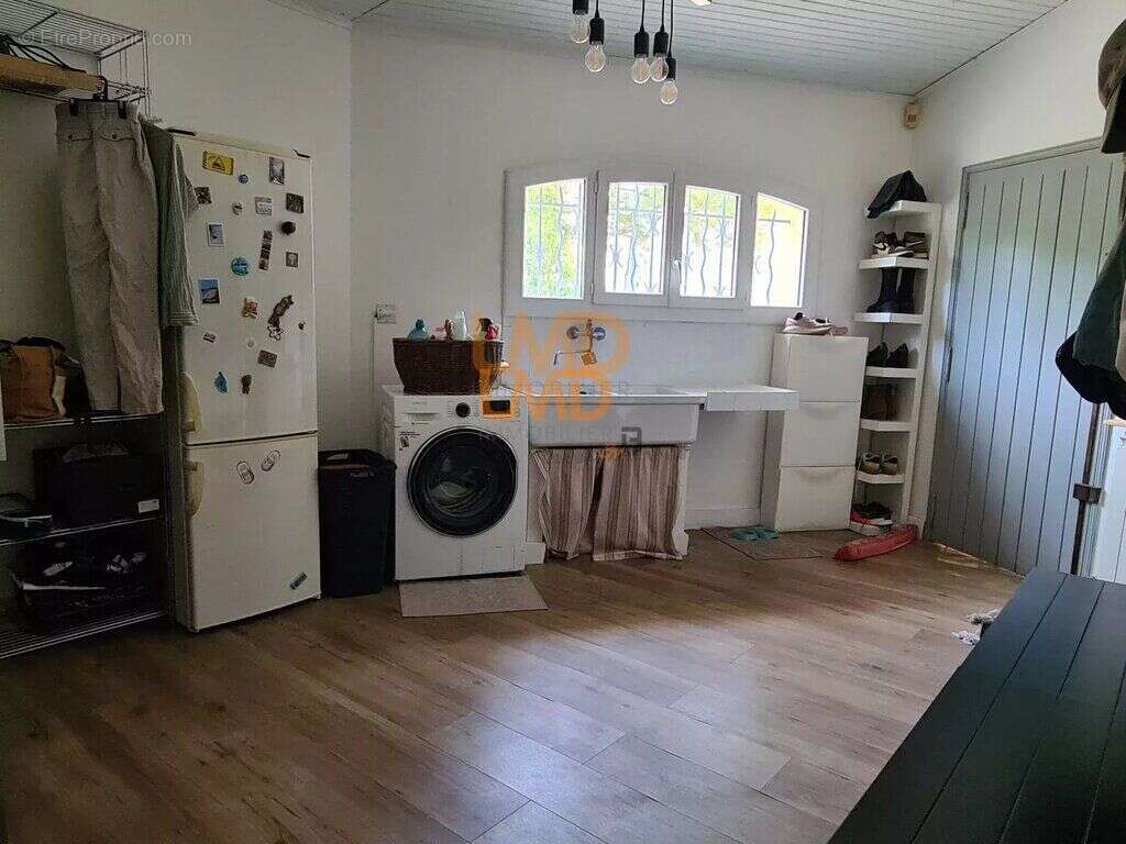 Maison à CAUMONT-SUR-DURANCE