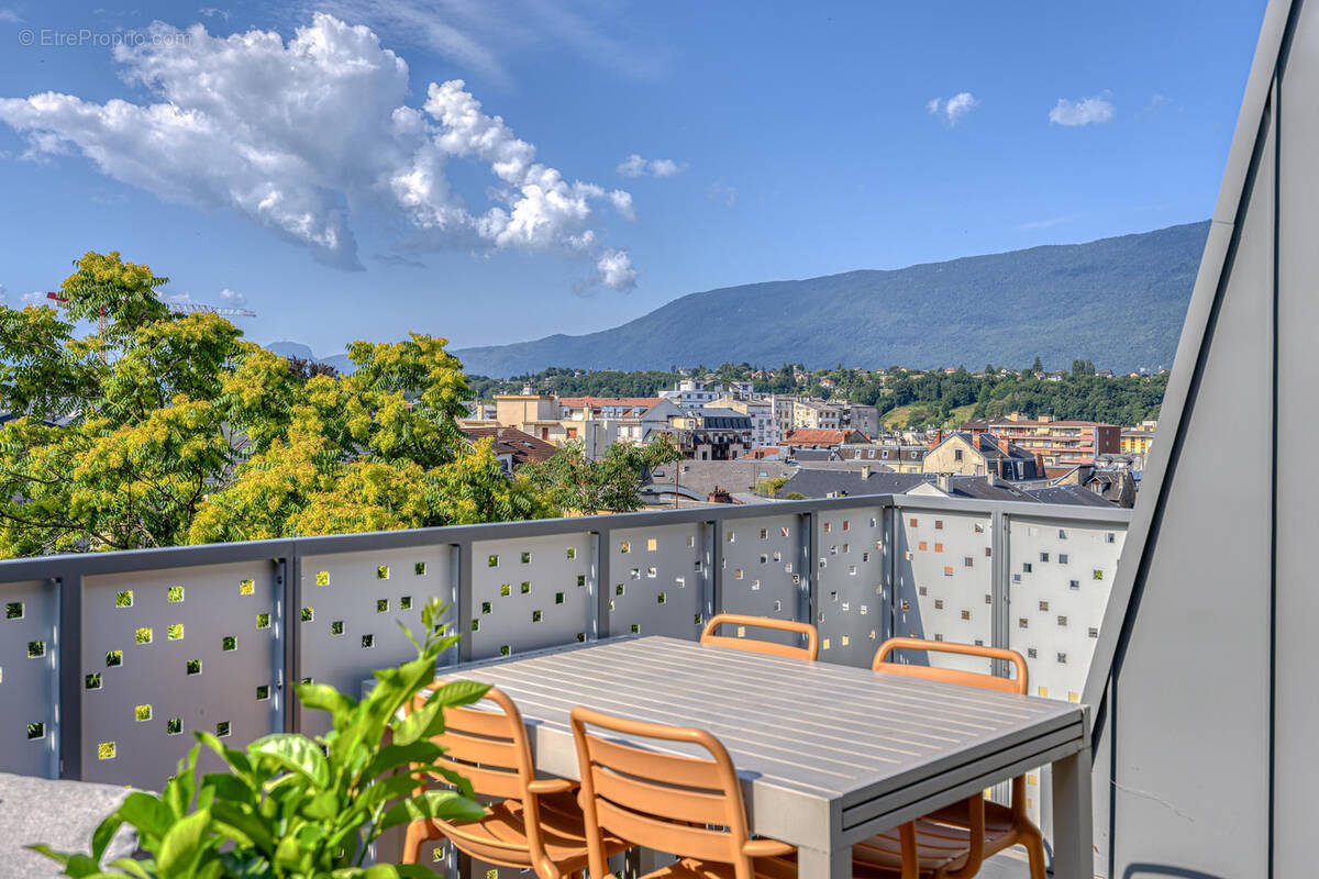 Appartement à AIX-LES-BAINS