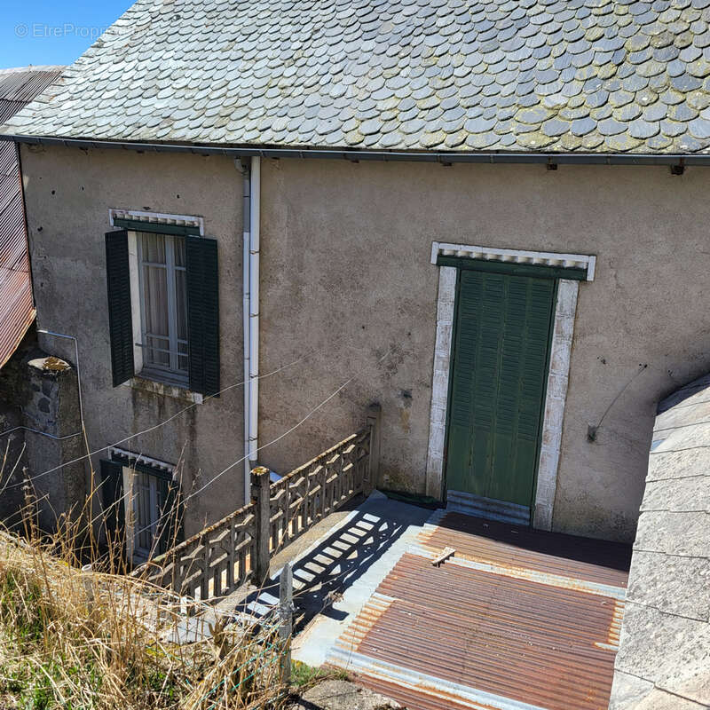 Maison à APCHON