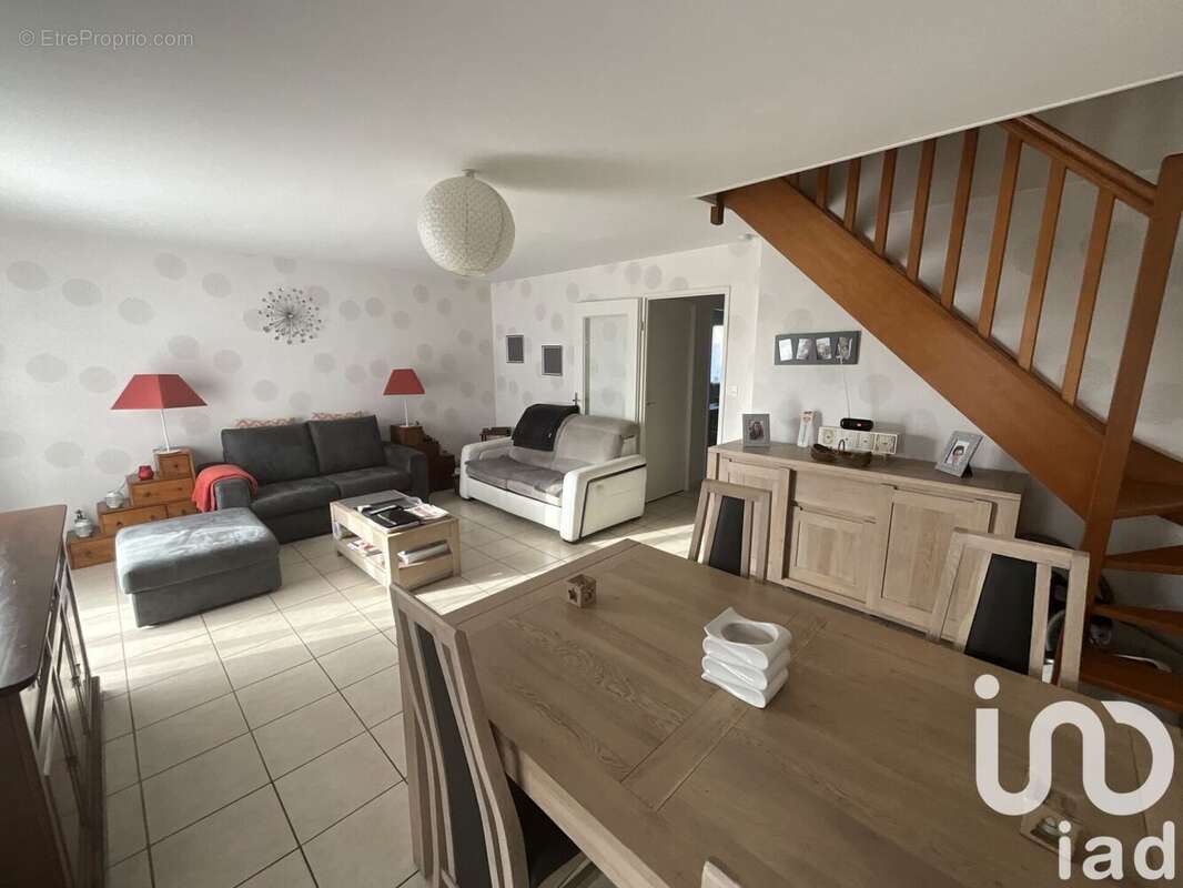 Photo 6 - Maison à FONTAINE-LE-COMTE