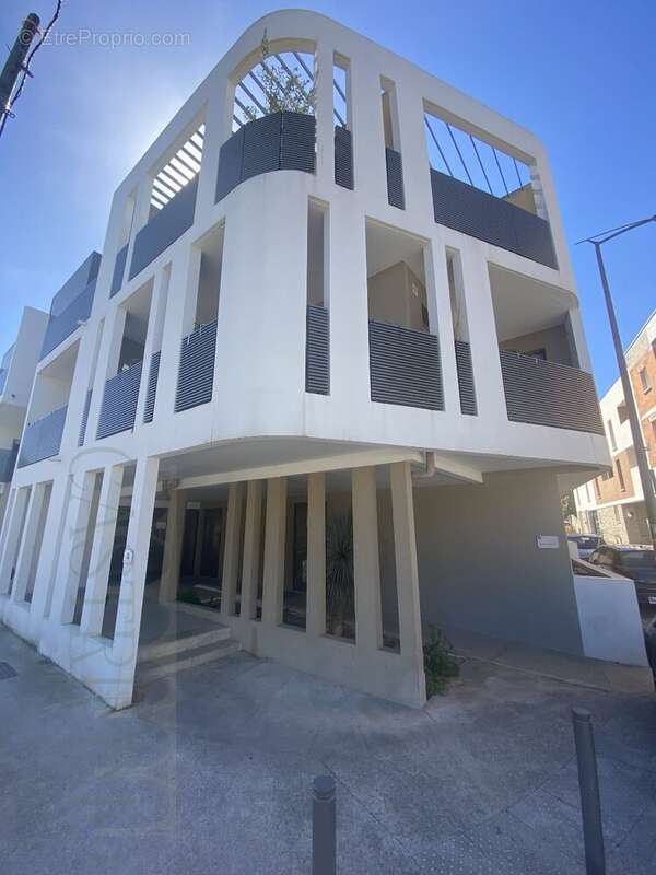 Appartement à CASTELNAU-LE-LEZ