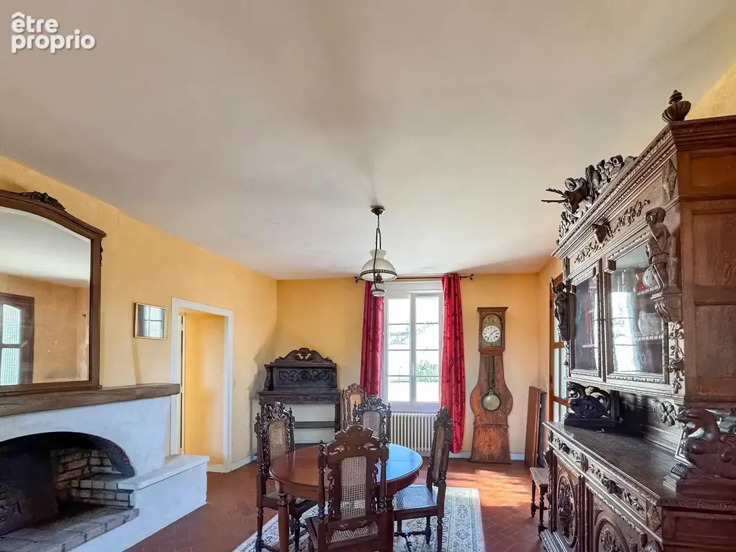Ancienne propriété viticole avec dépendances, alambic et piscine - photo 3