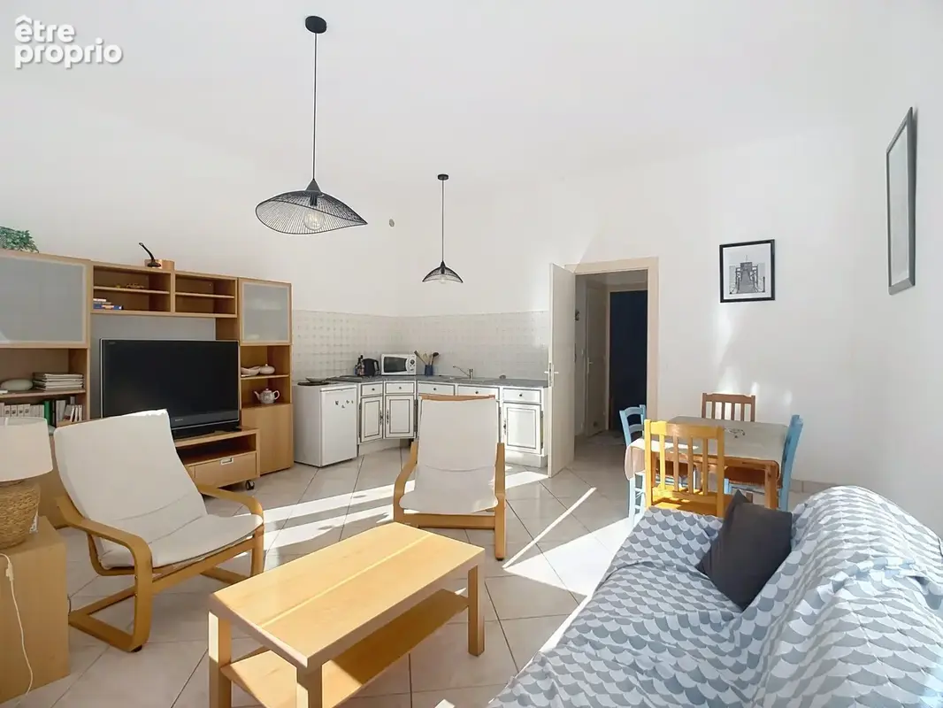 Appartement 2 pièces 45 m² à vendre à La Rochelle (17000) - photo 4