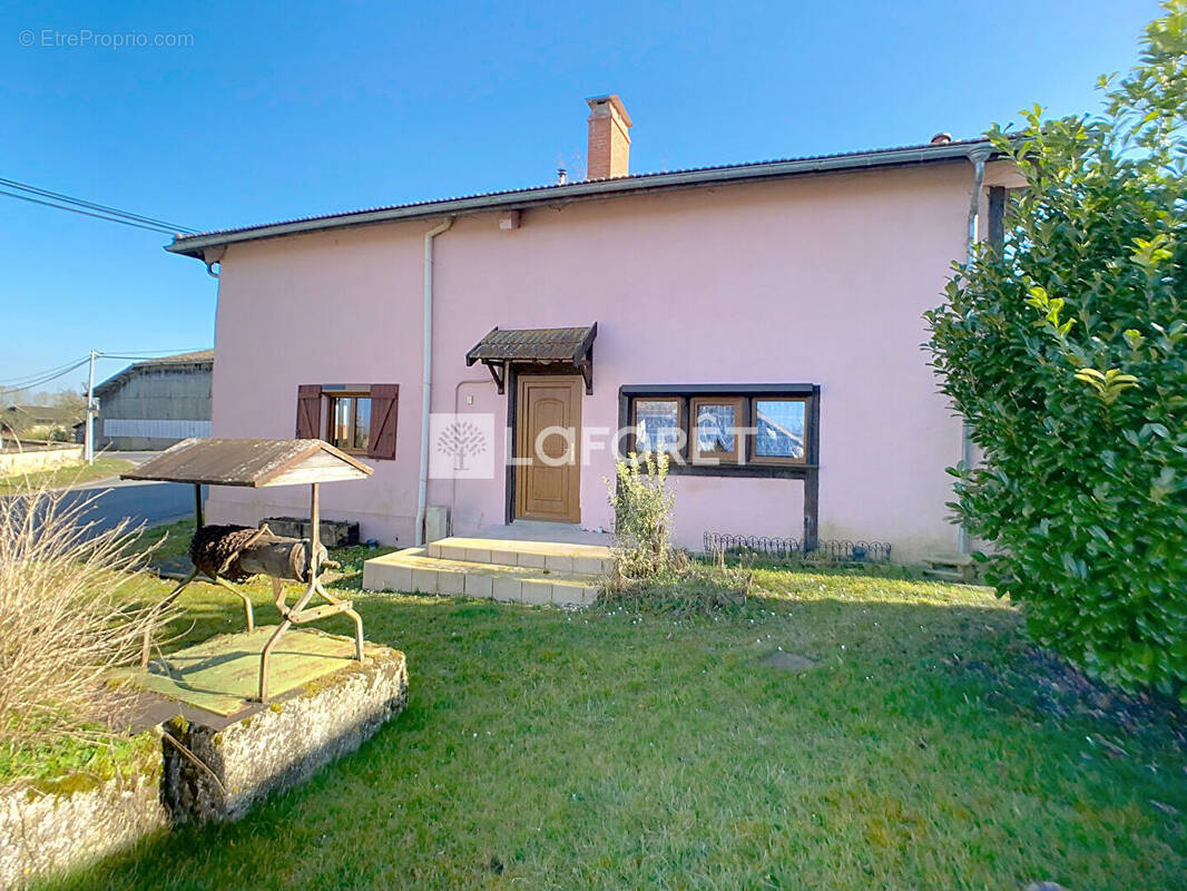 Maison à BELVAL-EN-ARGONNE