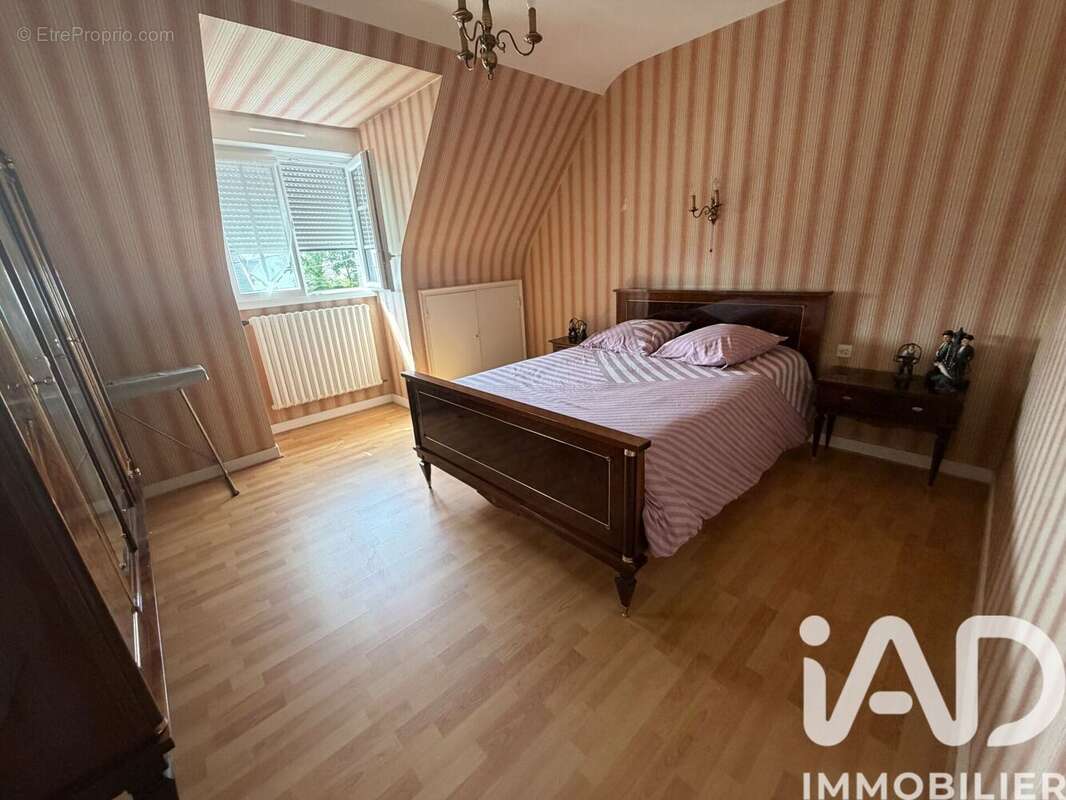 Photo 9 - Maison à LANDIVISIAU