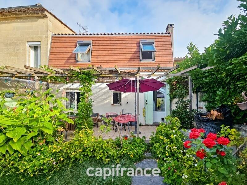 Maison à SAINT-ANDRE-DE-CUBZAC