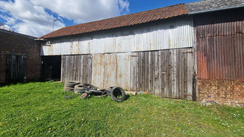 Maison à GRANDVILLIERS