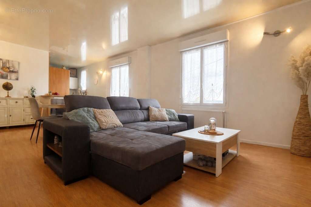 Maison à CIRY-LE-NOBLE