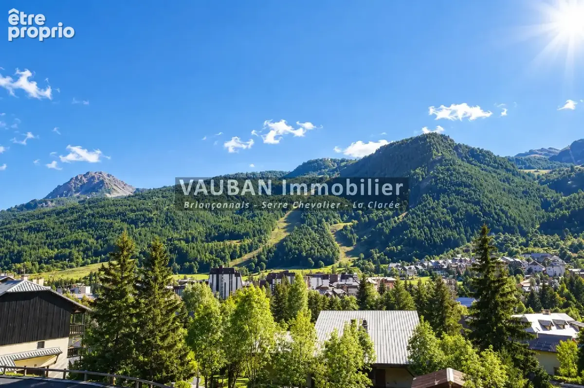 Chalet à fort potentiel - vue montagnes - jardin - la salle-les-alpes - photo 4