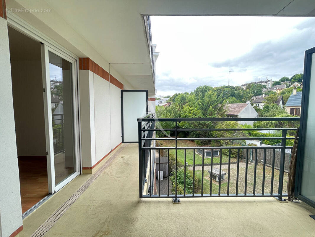 Appartement à ATHIS-MONS