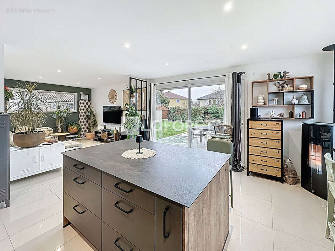 Maison à SAINT-JUST