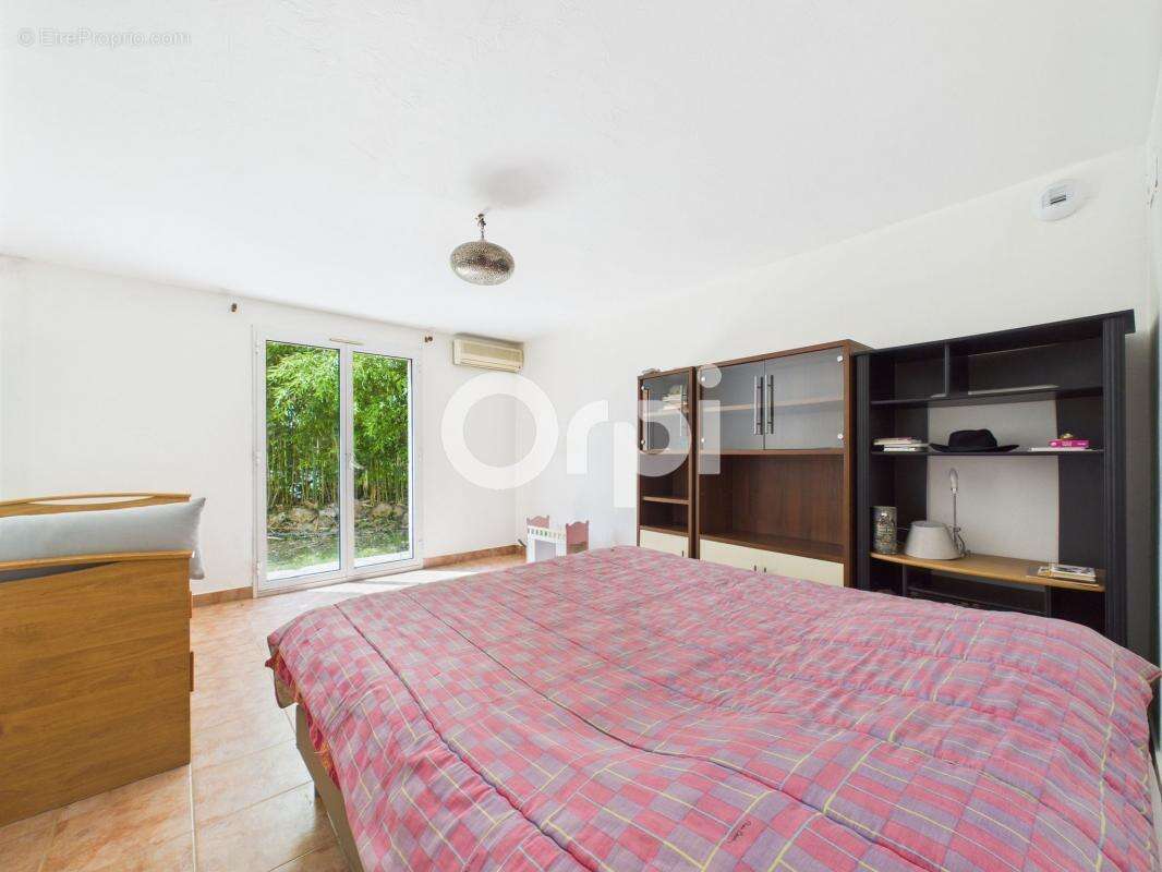 Maison à LES ADRETS-DE-L&#039;ESTEREL