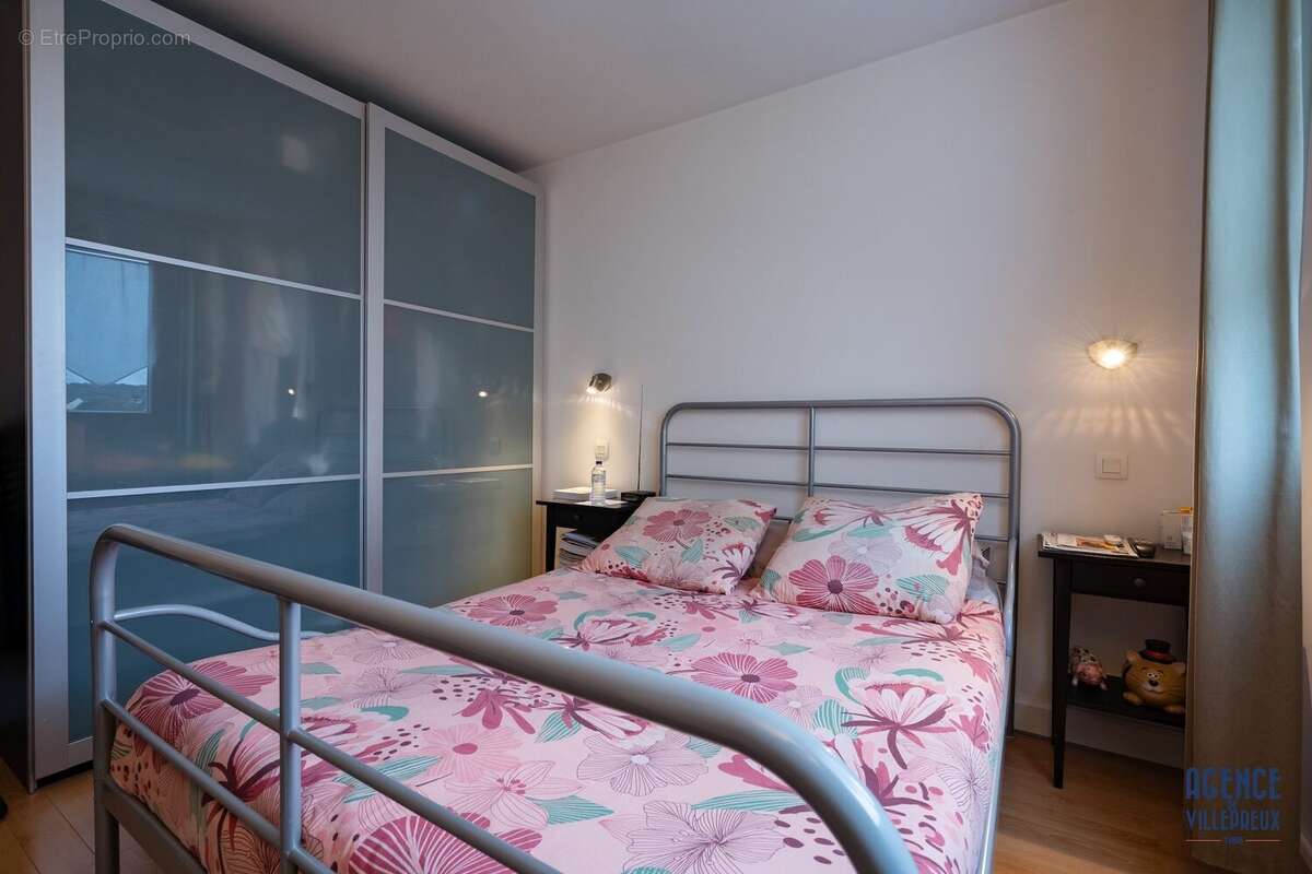 Appartement à LES CLAYES-SOUS-BOIS