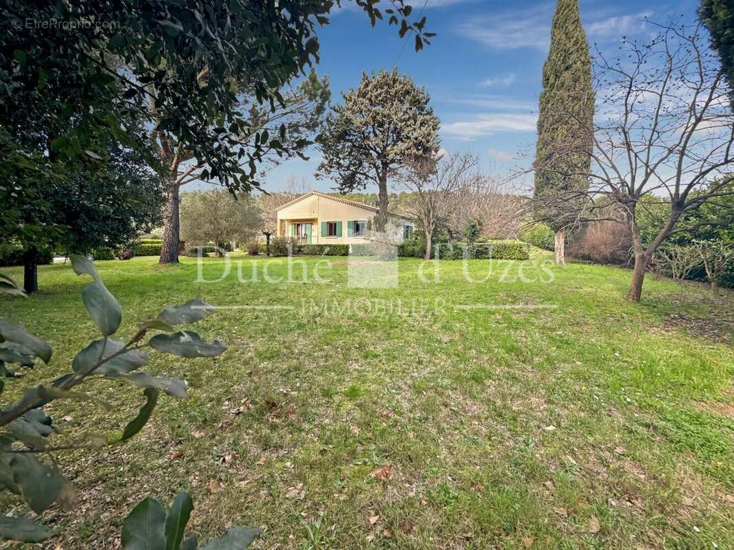 Photo 2 - Maison à UZES