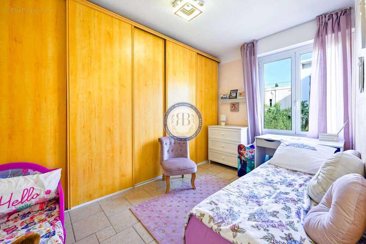 A vendre - cannes – palm beach – maison individuelle – 5 chambres – emplacement exceptionne - photo 6