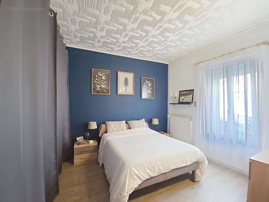 Maison à CRECY-SUR-SERRE