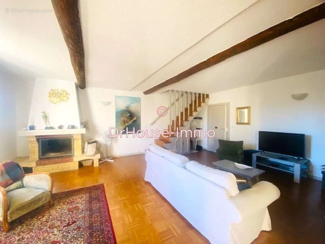Appartement à UZES