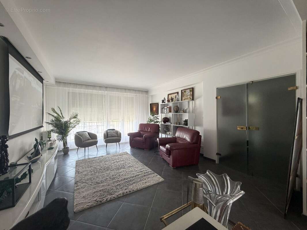 Appartement 121 m² à Limoges  - photo 5