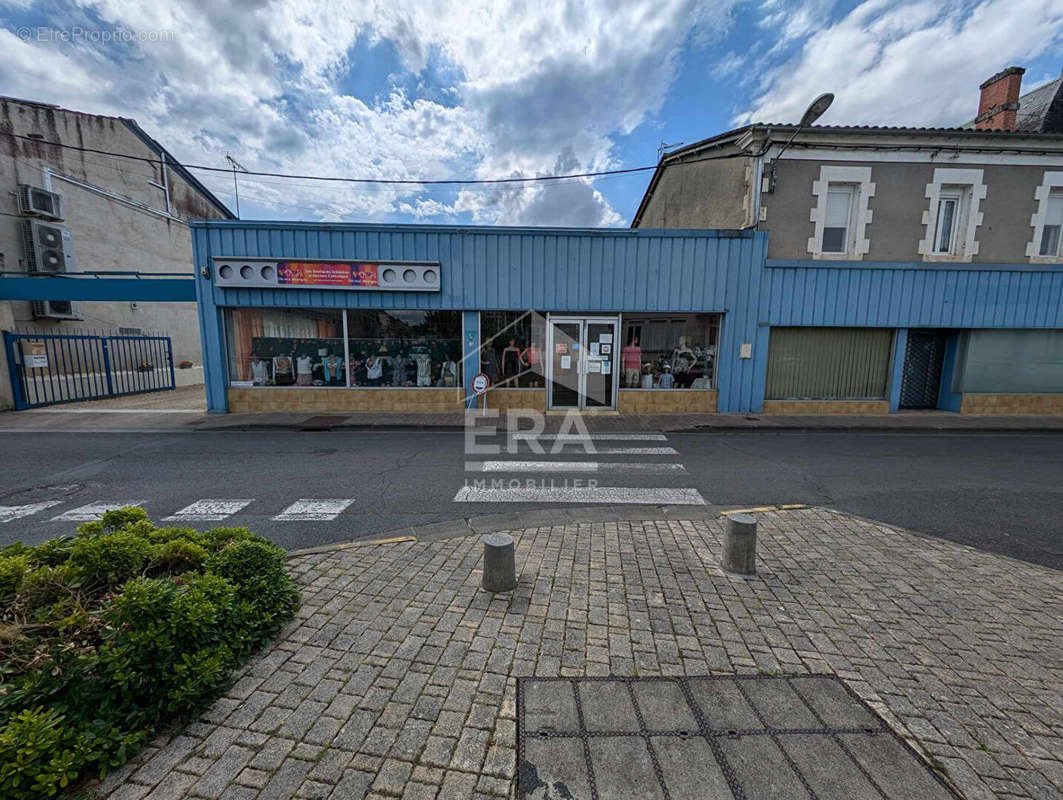 Maison à MONTPON-MENESTEROL