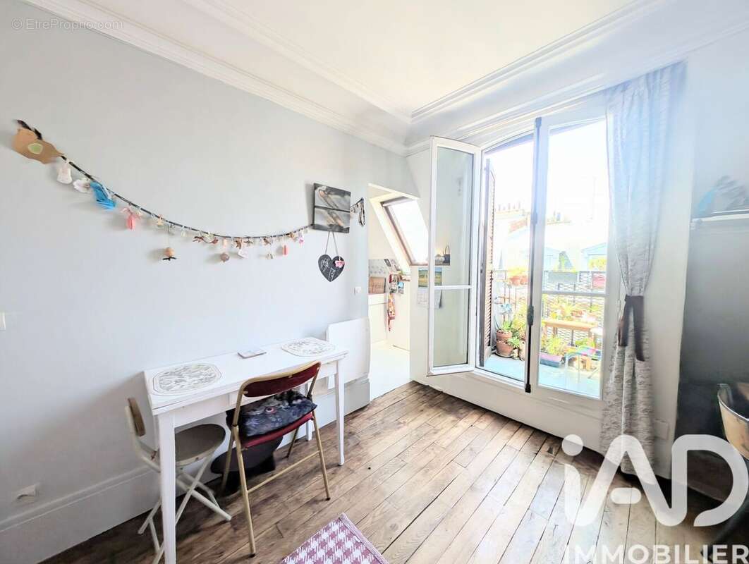 Photo 3 - Appartement à PARIS-17E