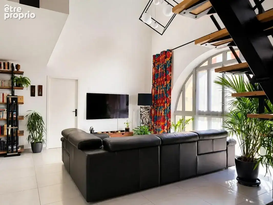 Appartement de 4 pièces de 129 m² à Pau - photo 2
