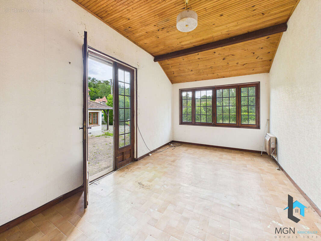 Proche nogent le roi - maison ancienne - photo 6