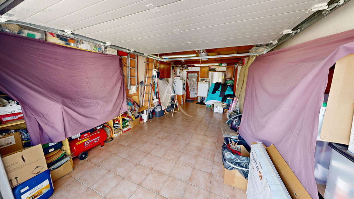 Maison Plain Pied à CARCASSONNE avec jardin et garage - photo 9