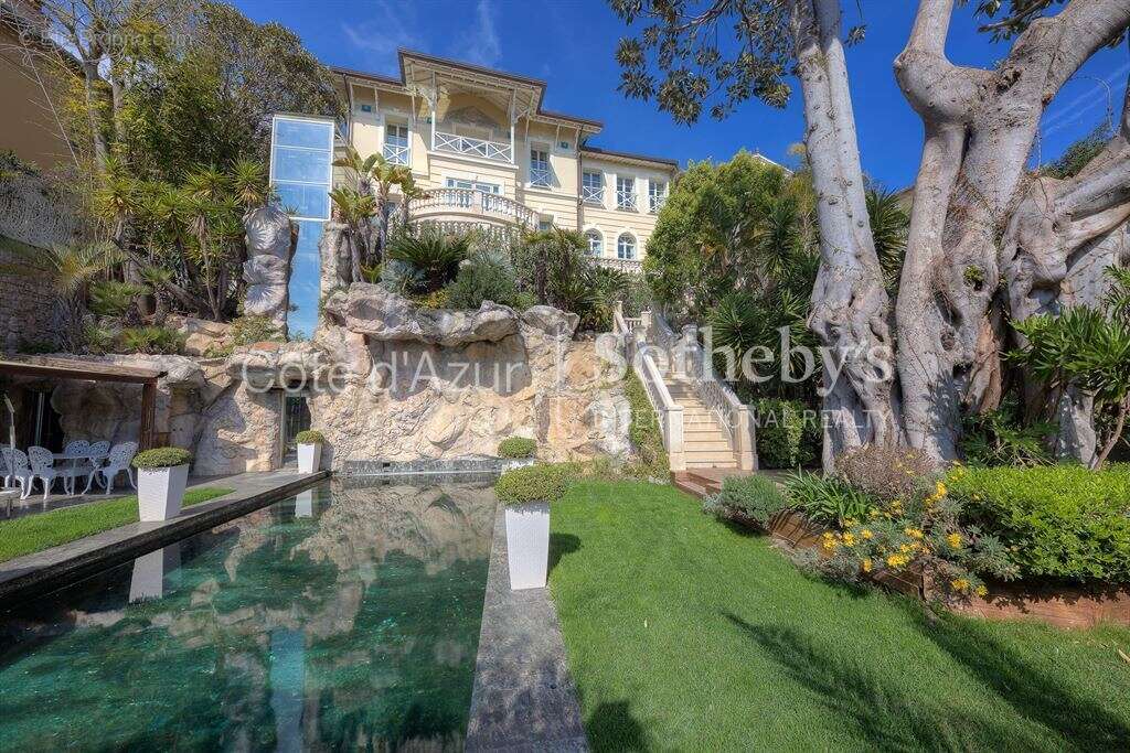 Maison à ROQUEBRUNE-CAP-MARTIN