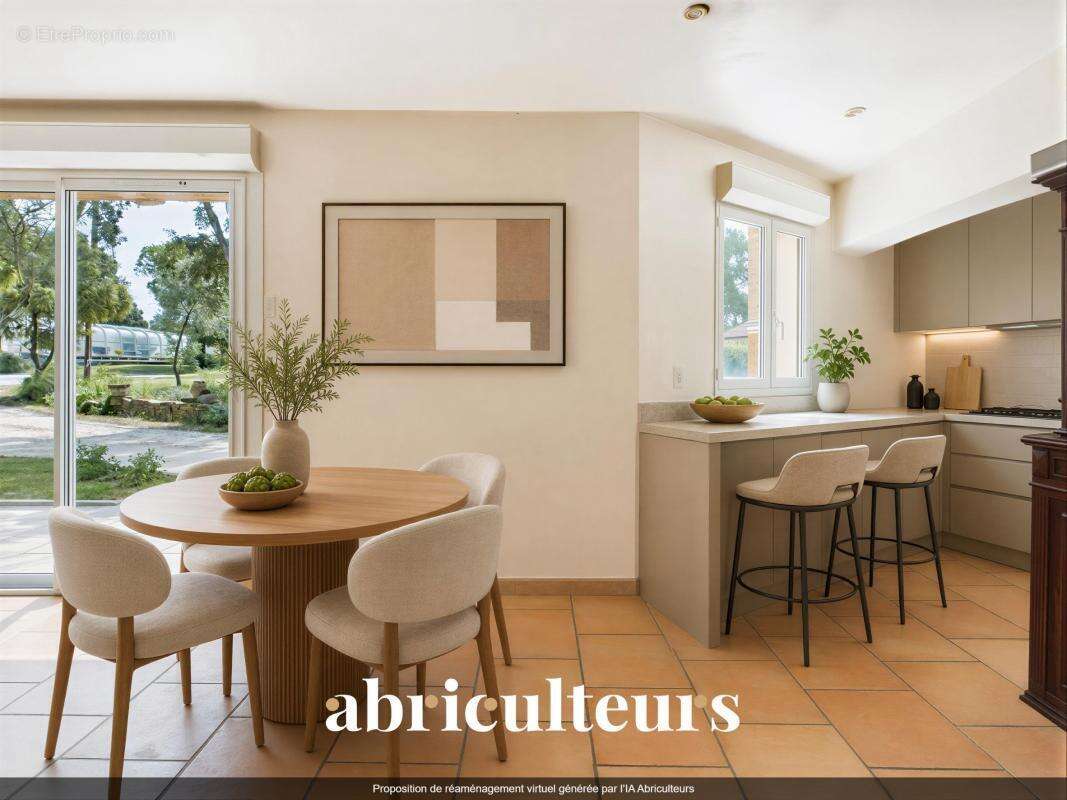 Maison en pierre de 254 m² en vente à Grans (13250) - photo 20