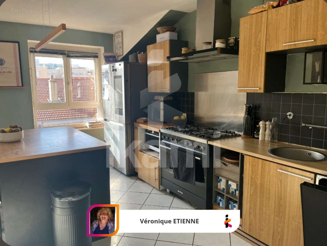 Appartement à SAINT-ETIENNE