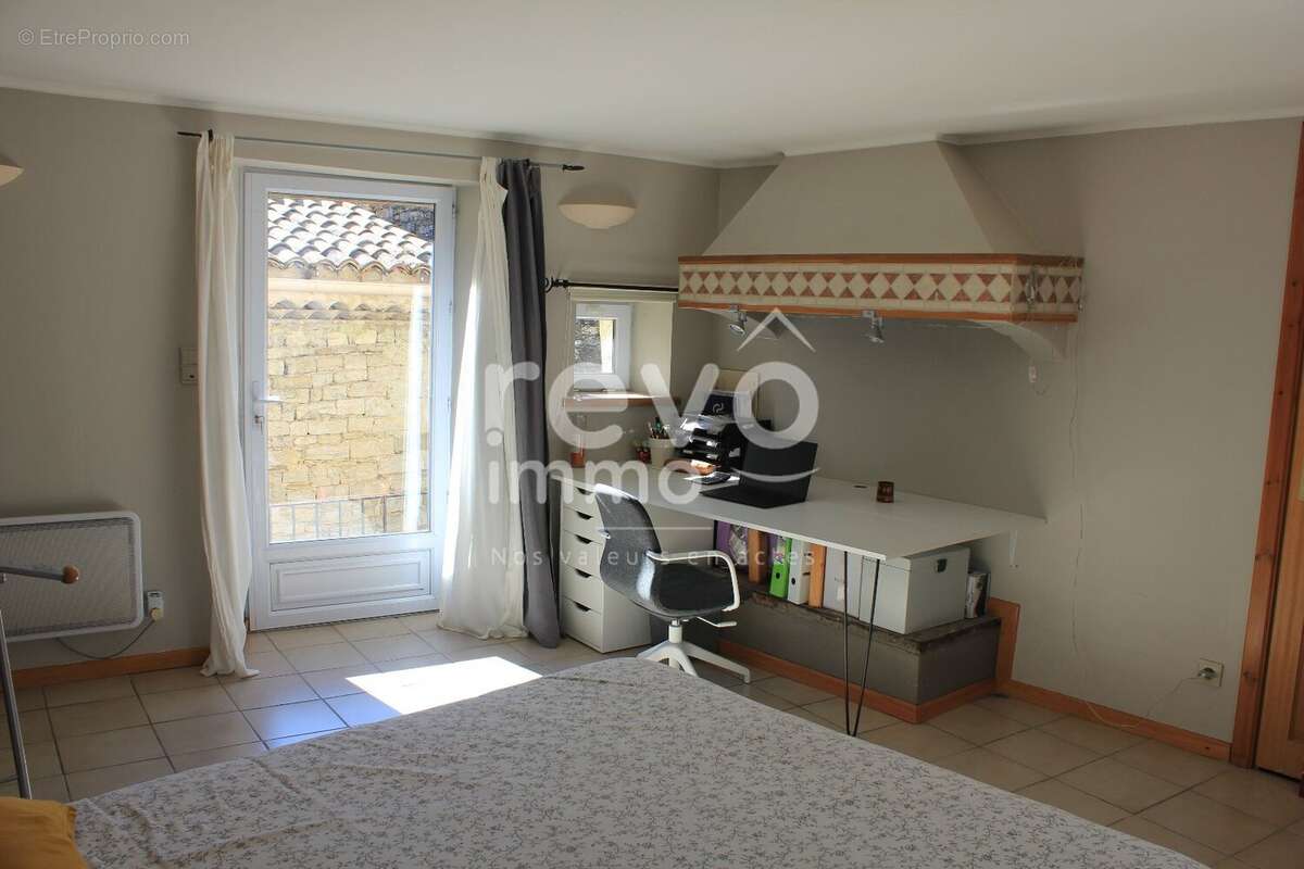 Maison à CHAUDEBONNE