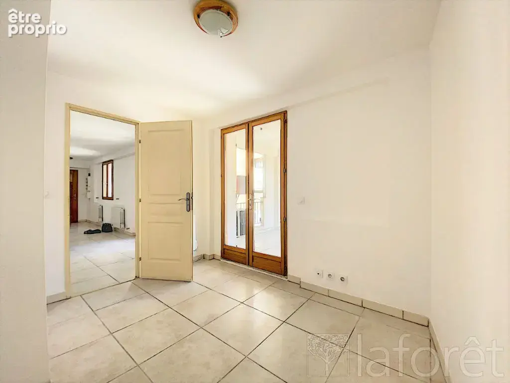 Appartement Orange 3 pièces 60 m² + terrasse - photo 4