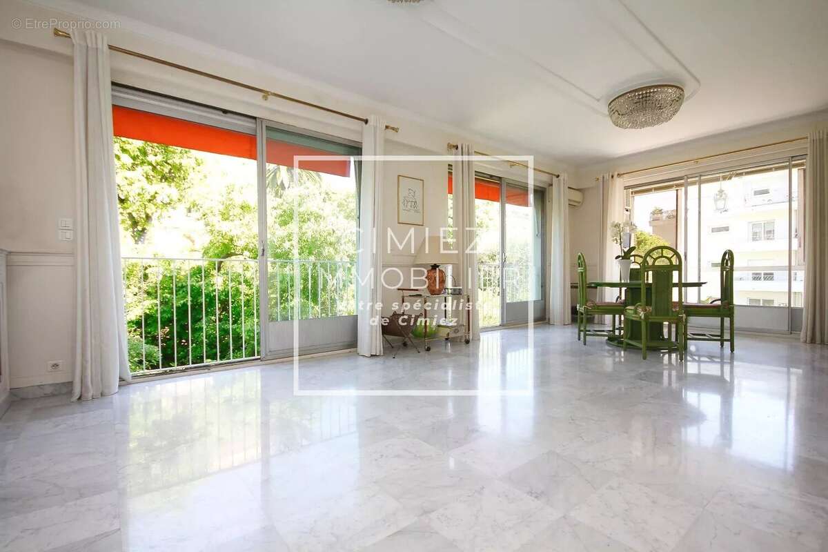Appartement à NICE