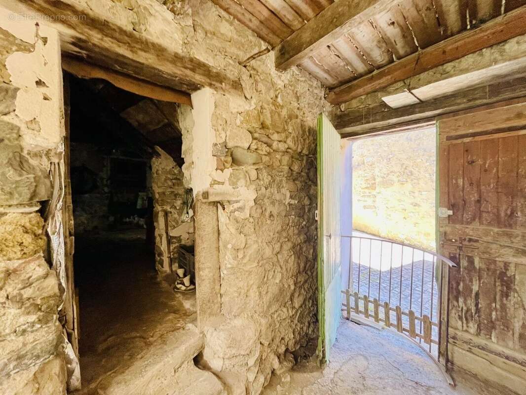 Maison à SAVOILLAN