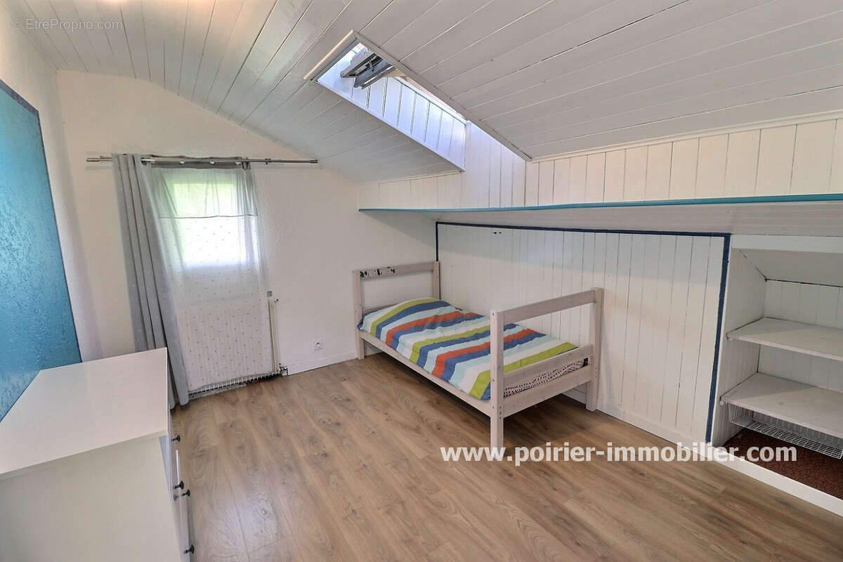 Maison 121 m² à Vetraz-Monthoux  - photo 6