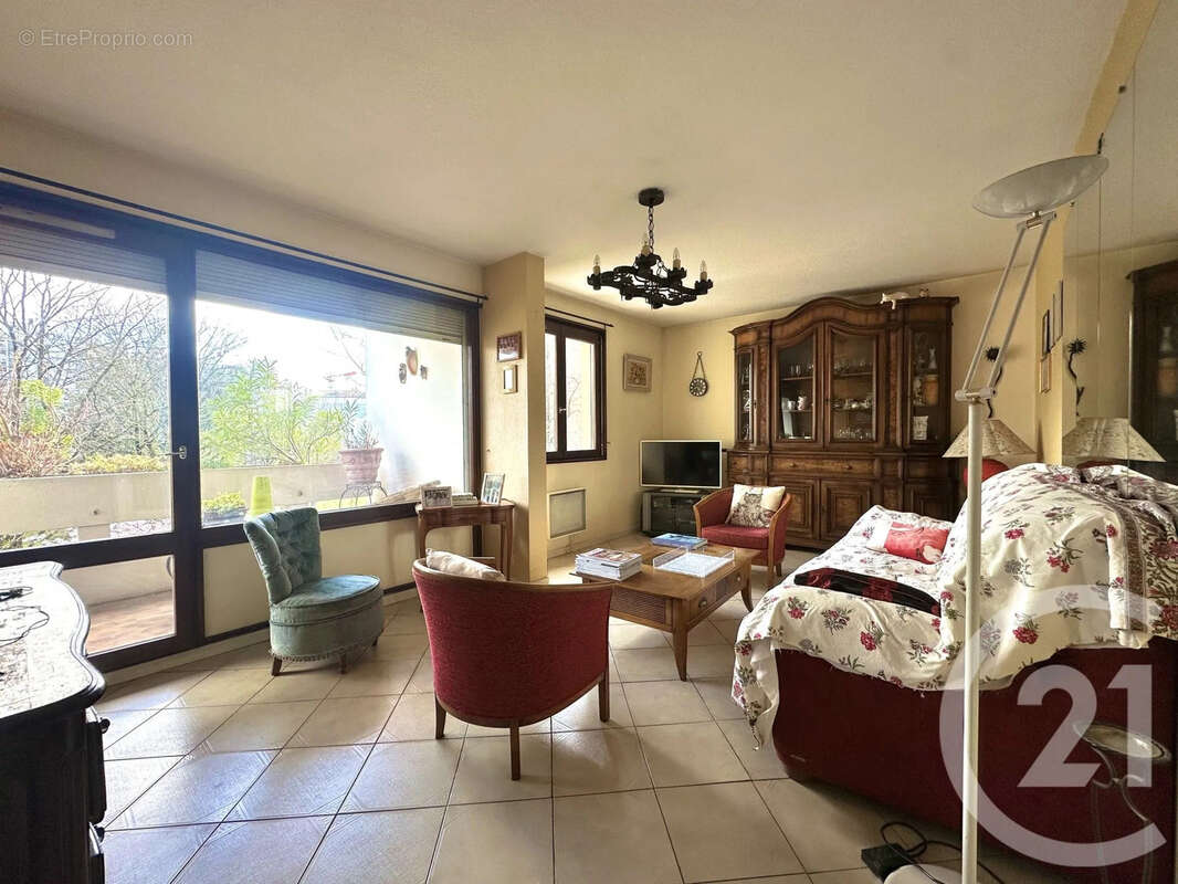 Appartement à VILLEURBANNE