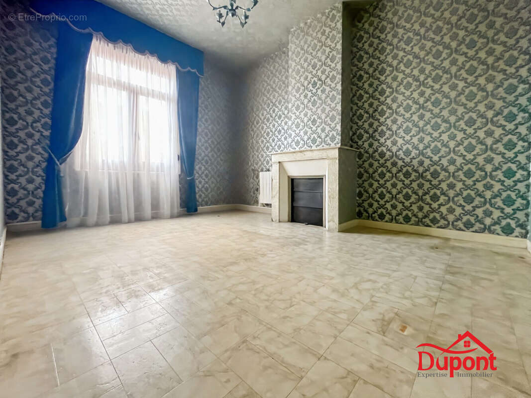 Maison à SAINT-QUENTIN