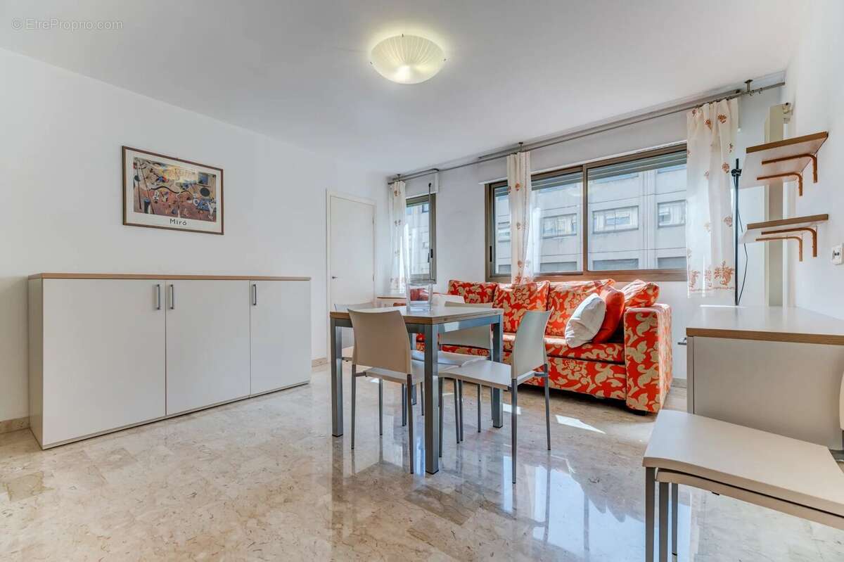 Appartement à NICE