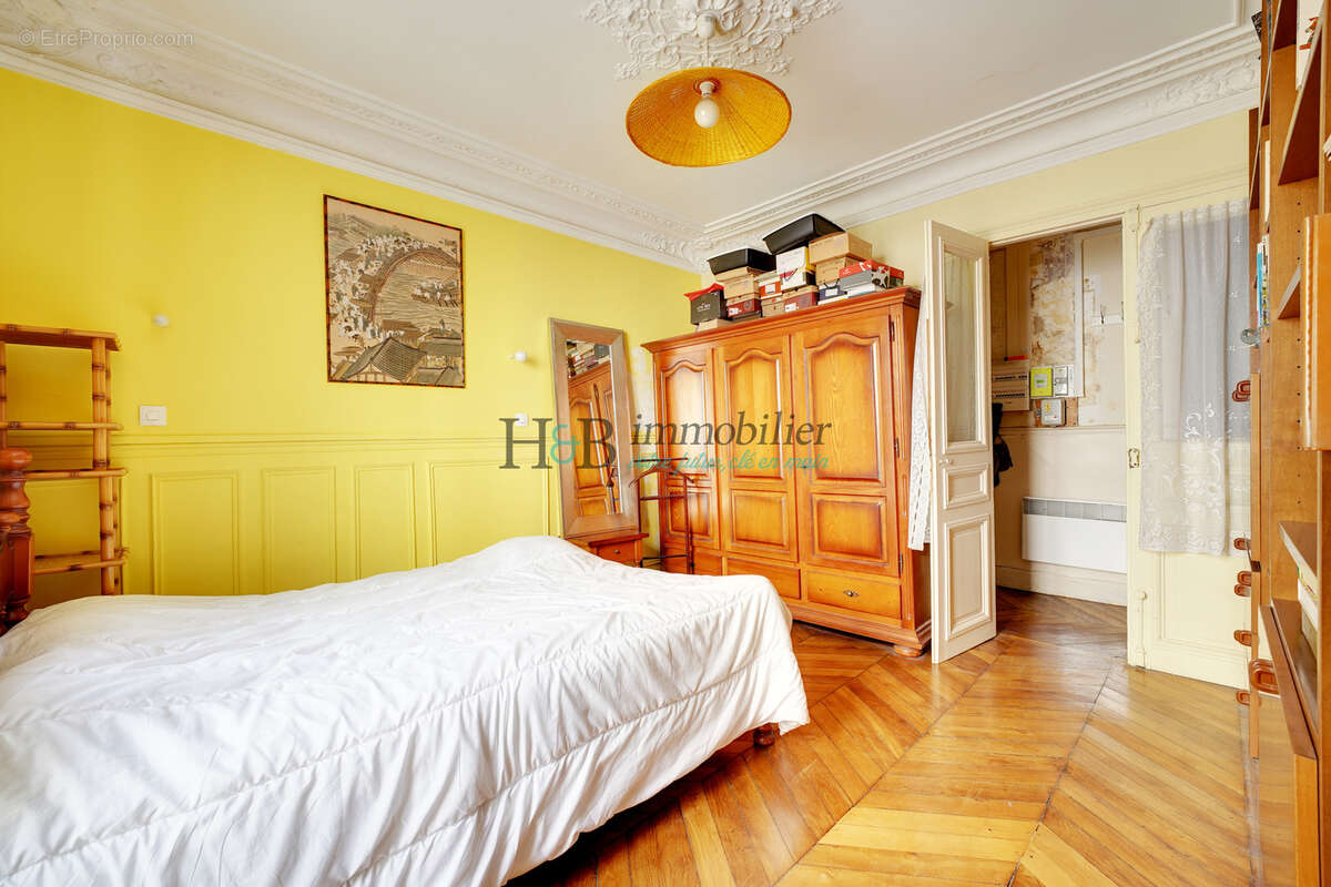 Appartement à PARIS-10E