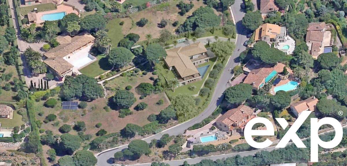 Terrain à SAINTE-MAXIME