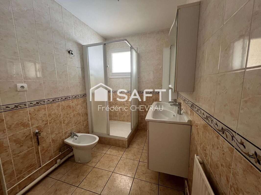 Photo 4 - Appartement à CHARNAY-LES-MACON