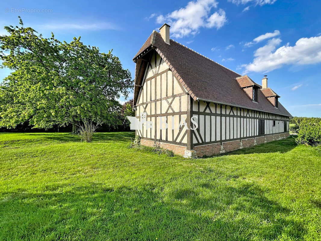 Maison à LE NEUBOURG