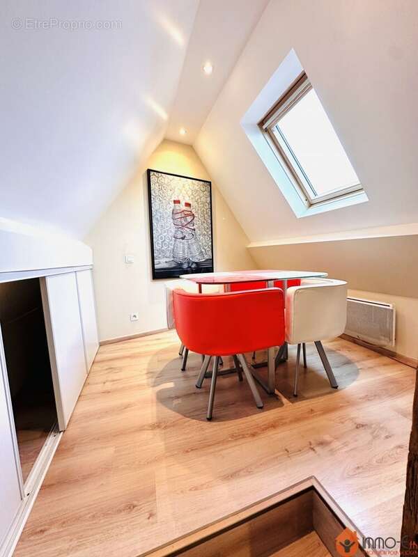 Appartement à BRIE-COMTE-ROBERT